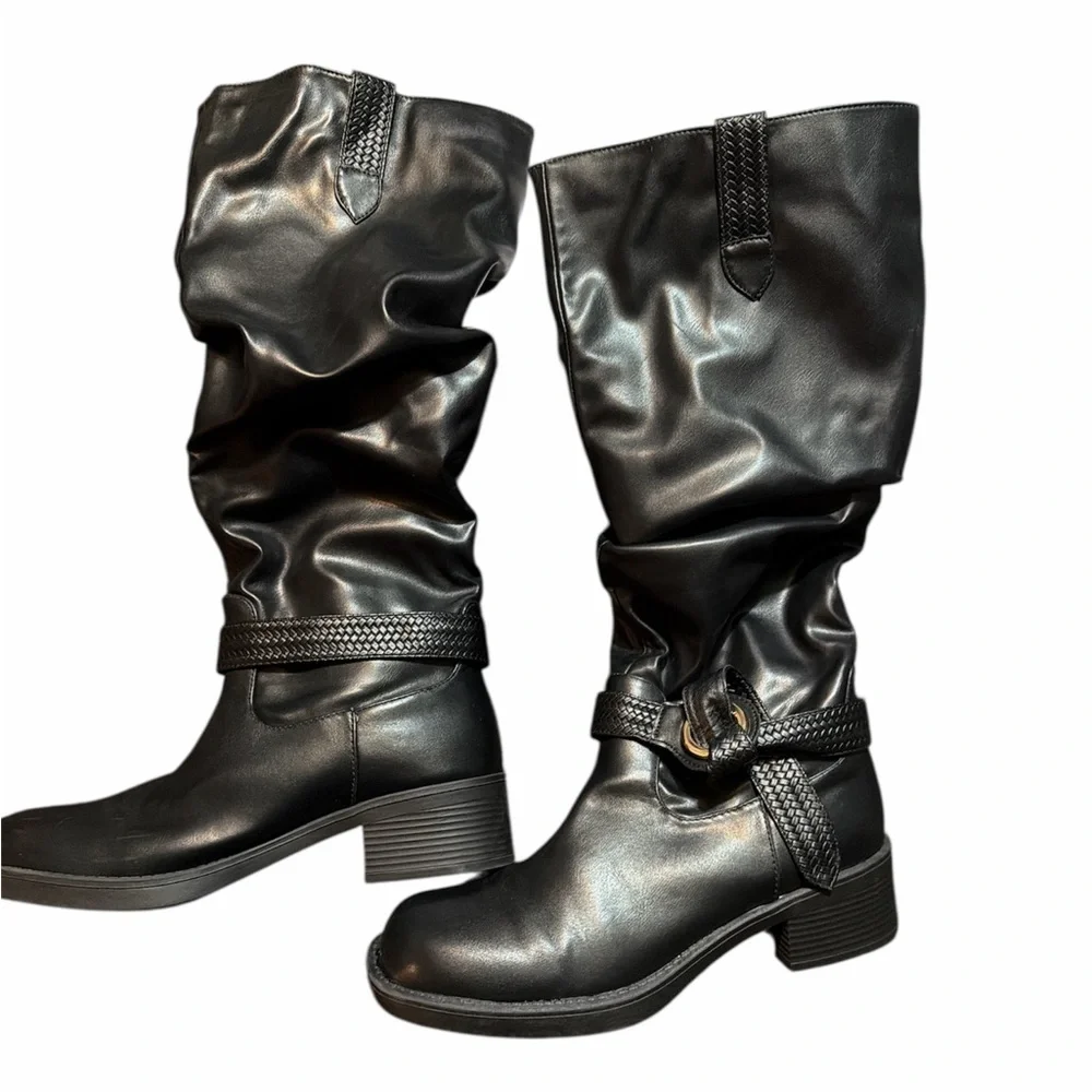 Black Women's braided Buckle Boots - Picture 3 of 7